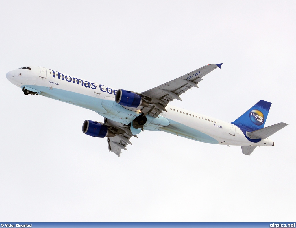 OY-VKT, Airbus A321-200, Thomas Cook Airlines Scandinavia