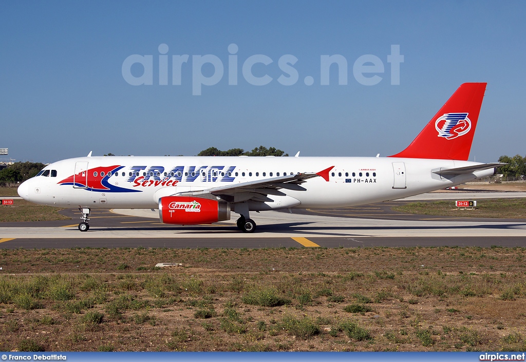 PH-AAX, Airbus A320-200, Travel Service (Czech Republic)