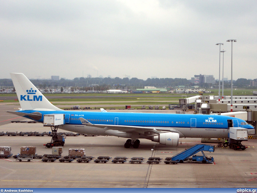 PH-AOB, Airbus A330-200, KLM Royal Dutch Airlines