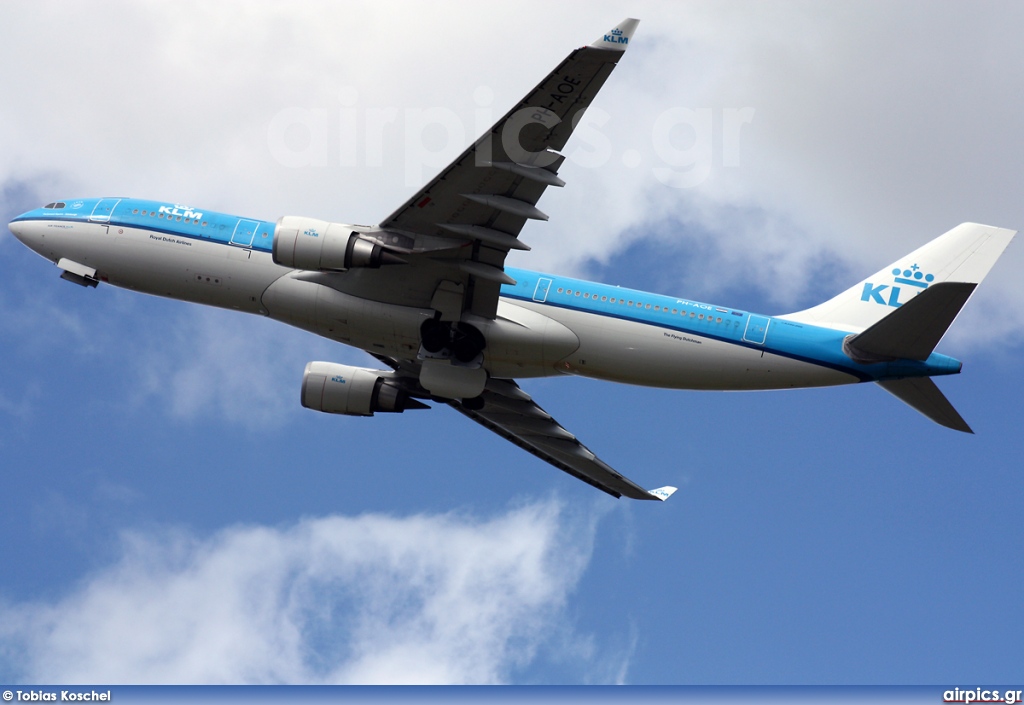 PH-AOE, Airbus A330-200, KLM Royal Dutch Airlines