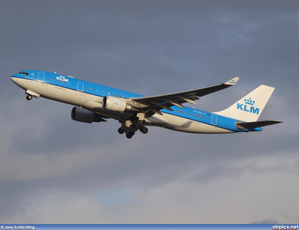 PH-AOL, Airbus A330-200, KLM Royal Dutch Airlines