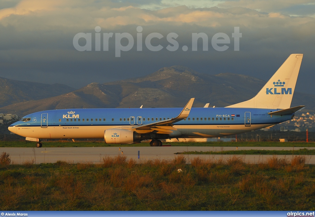 PH-BGA, Boeing 737-800, KLM Royal Dutch Airlines