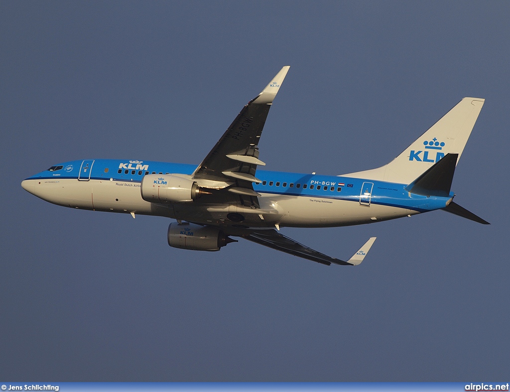 PH-BGW, Boeing 737-700, KLM Royal Dutch Airlines