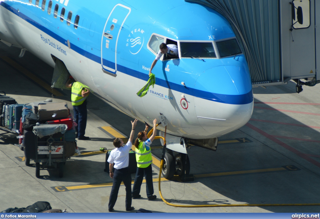 PH-BXE, Boeing 737-800, KLM Royal Dutch Airlines