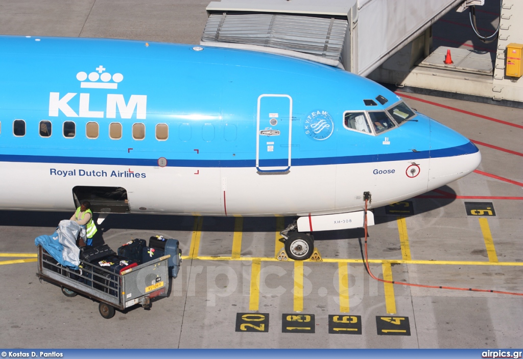 PH-BXH, Boeing 737-800, KLM Royal Dutch Airlines