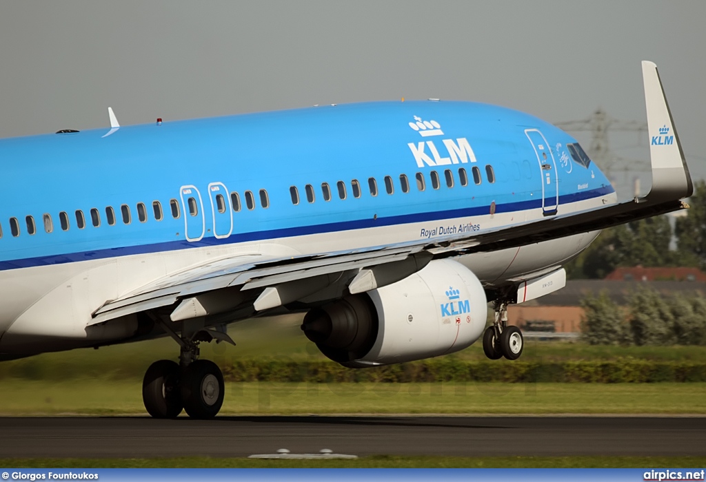 PH-BXN, Boeing 737-800, KLM Royal Dutch Airlines