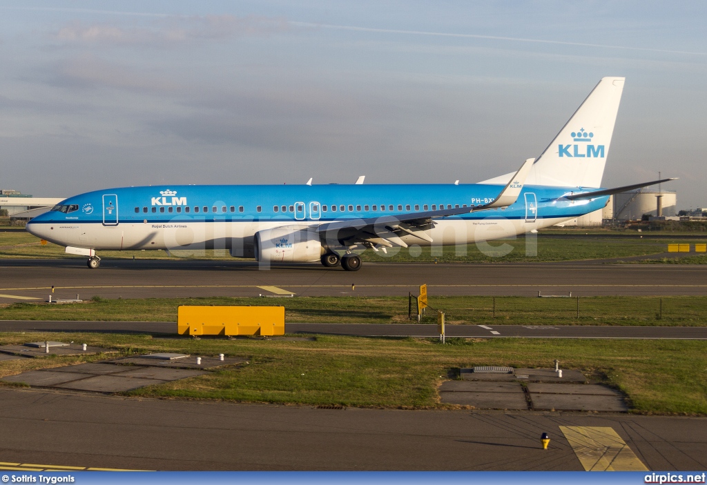 PH-BXV, Boeing 737-800, KLM Royal Dutch Airlines