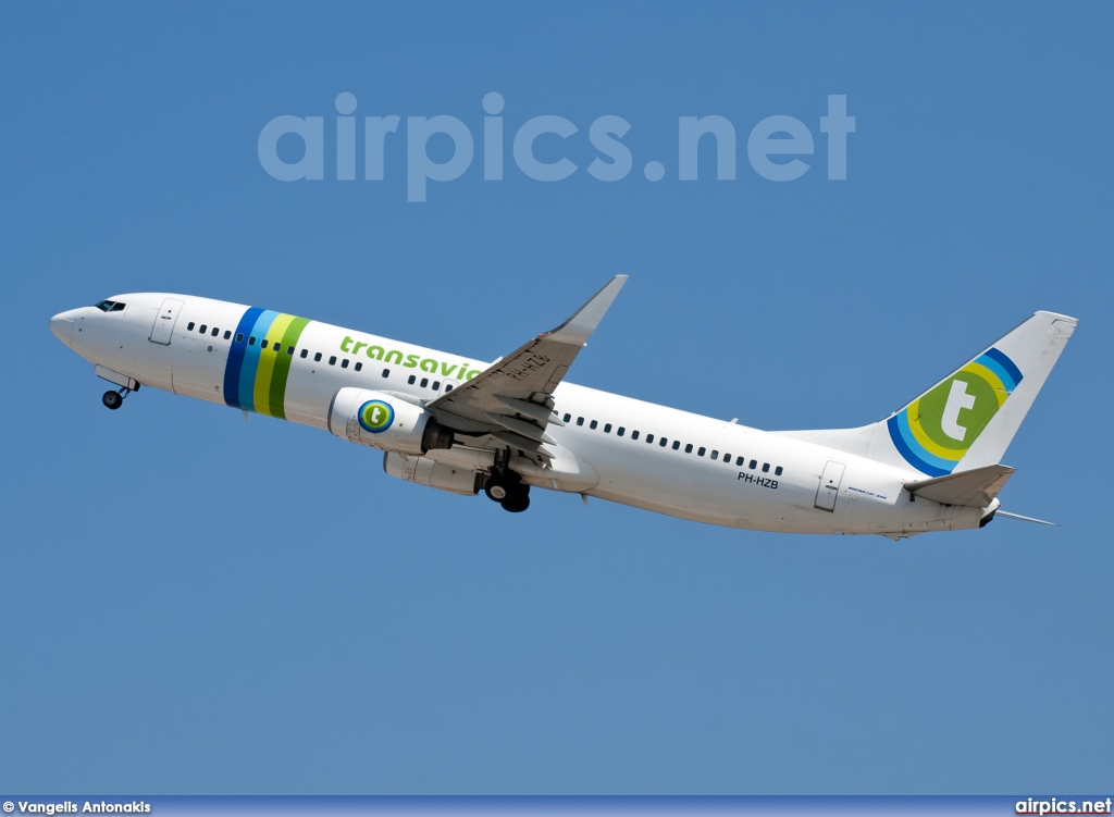 PH-HZB, Boeing 737-800, Transavia