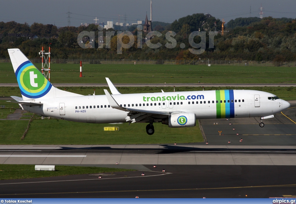 PH-HZG, Boeing 737-800, Transavia