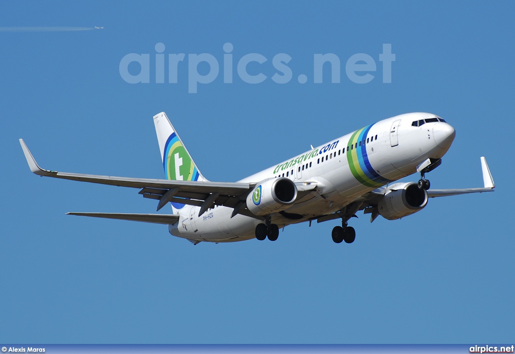 PH-HZG, Boeing 737-800, Transavia