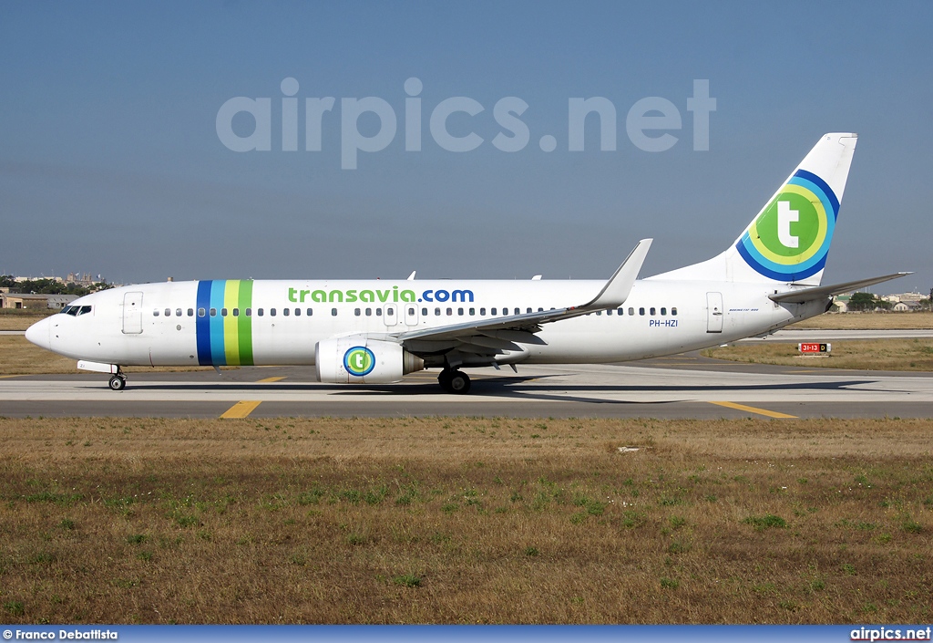 PH-HZI, Boeing 737-800, Transavia