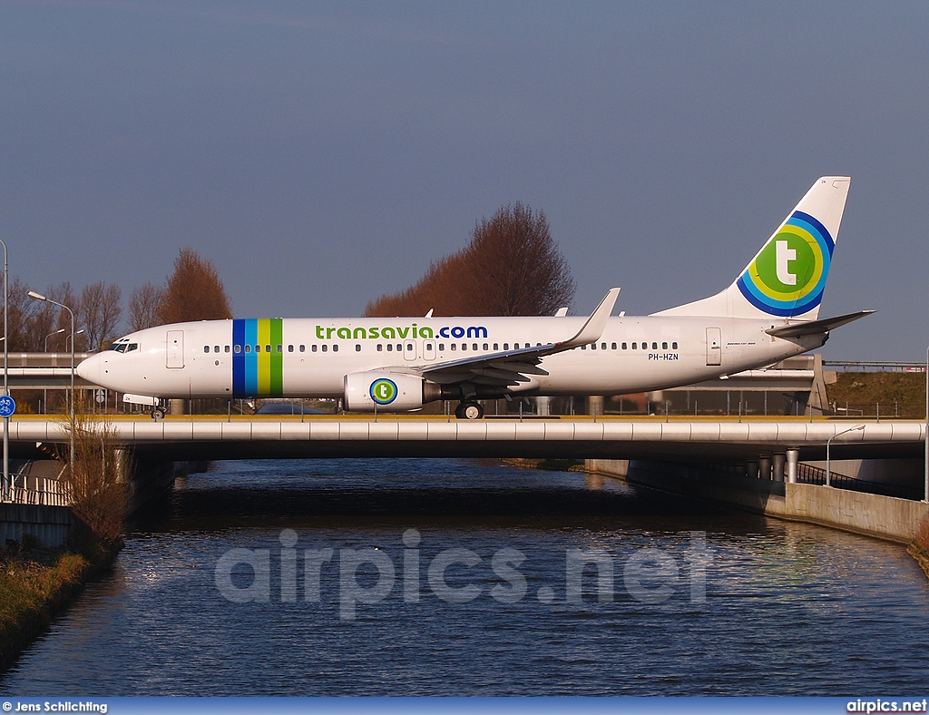 PH-HZN, Boeing 737-800, Transavia