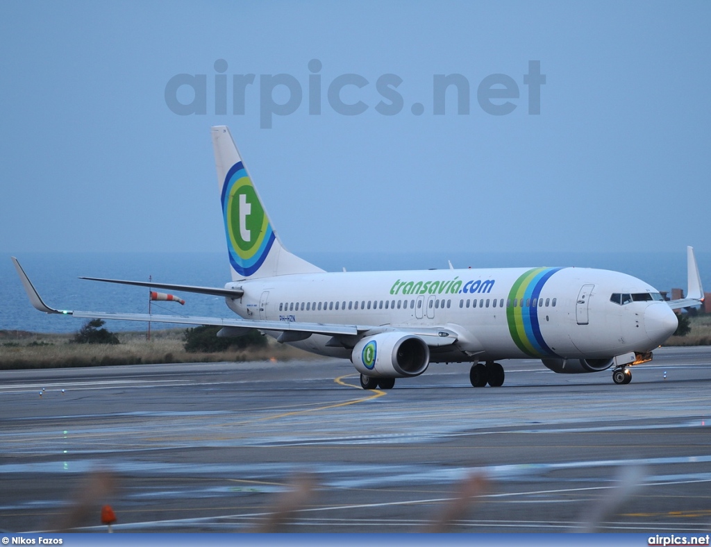 PH-HZN, Boeing 737-800, Transavia