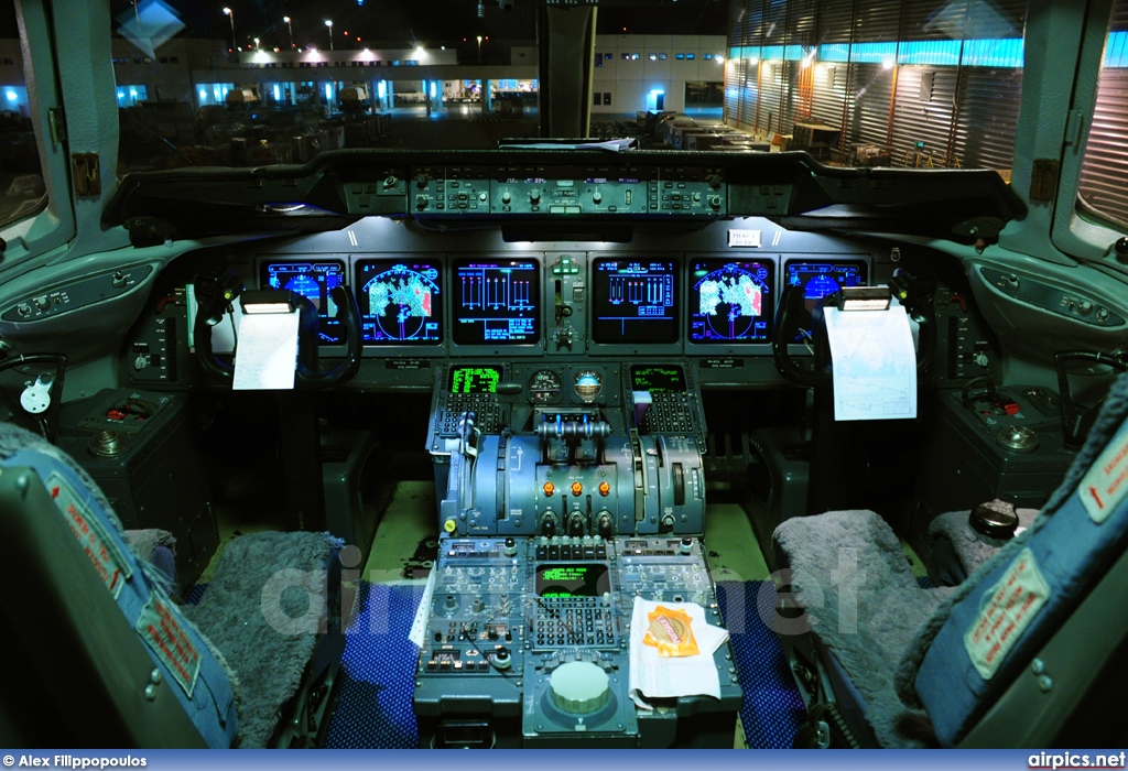 PH-KCA, McDonnell Douglas MD-11, KLM Royal Dutch Airlines