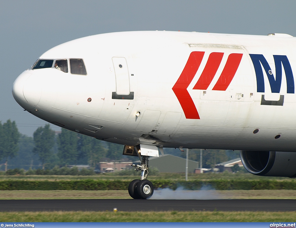 PH-MCW, McDonnell Douglas MD-11-F, Martinair