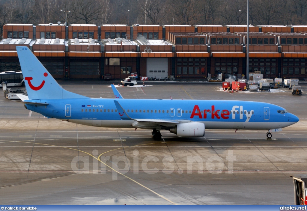 PH-TFC, Boeing 737-800, Arkefly