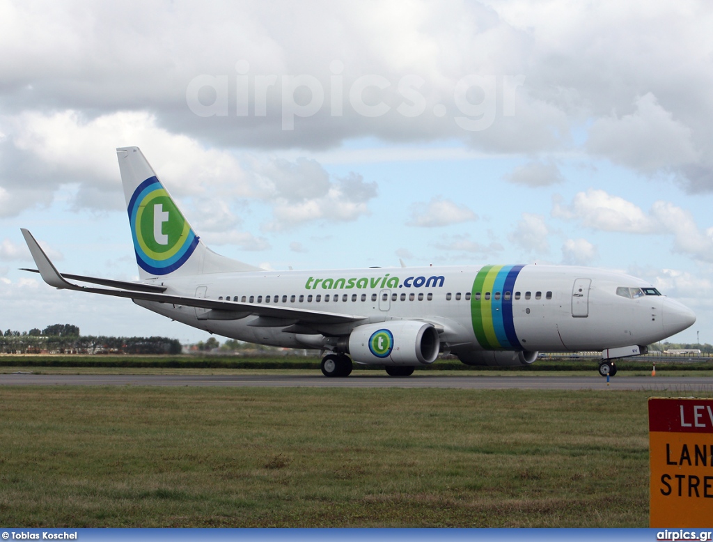 PH-XRV, Boeing 737-700, Transavia