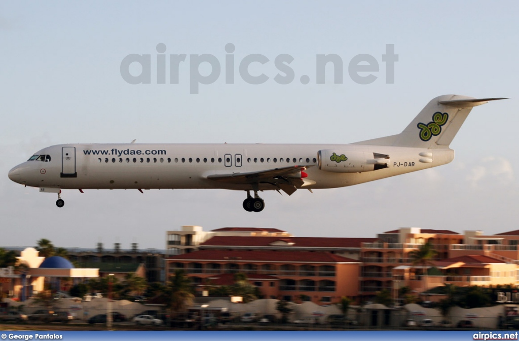 PJ-DAB, Fokker F100, Dutch Antilles Express