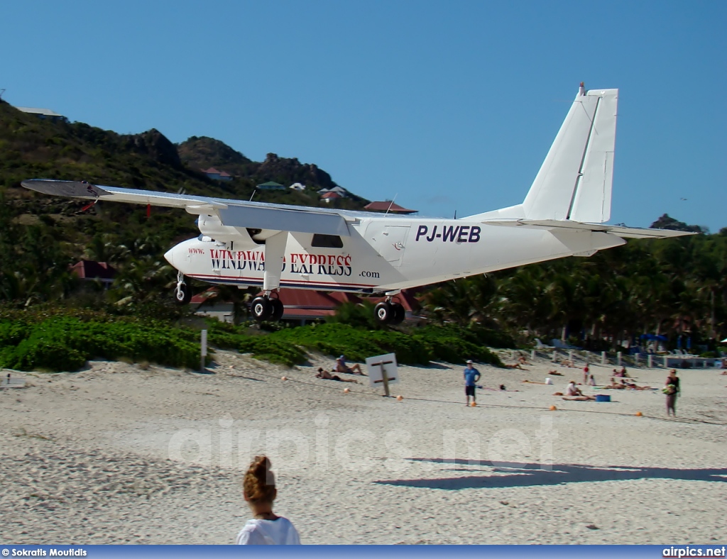 PJ-WEB, Britten-Norman BN-2B Islander II, Winward Express