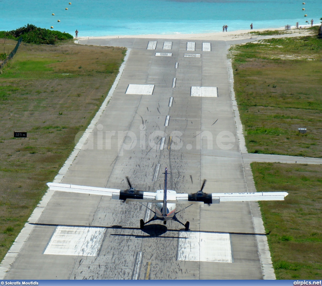 PJ-WIN, De Havilland Canada DHC-6-300 Twin Otter, Winair