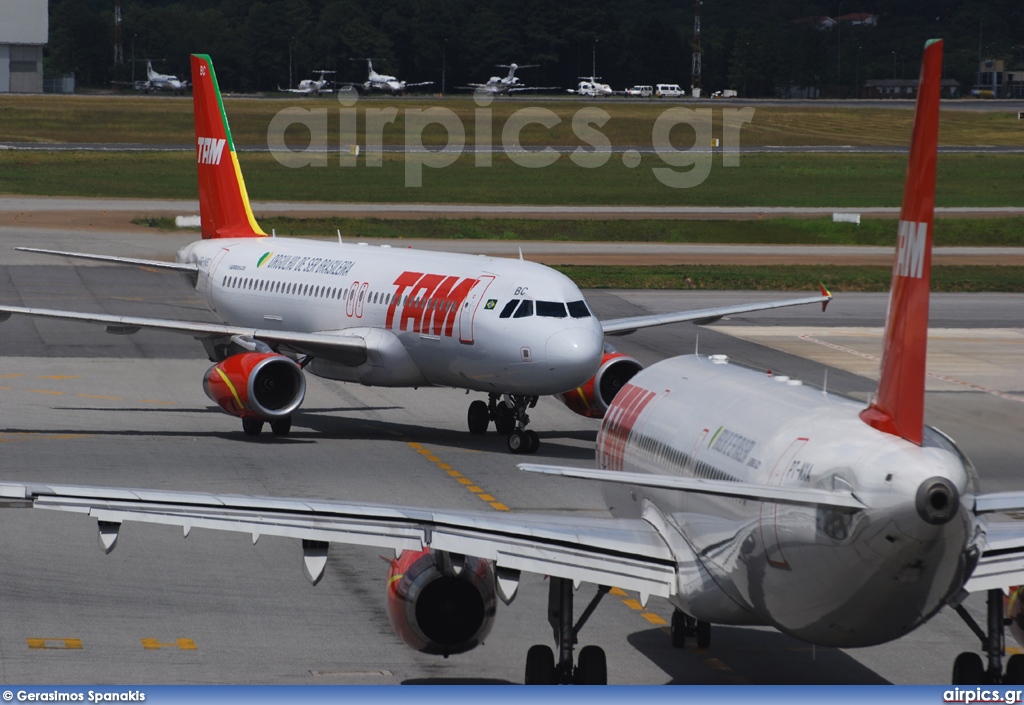 PR-MBC, Airbus A320-200, TAM Linhas Aereas