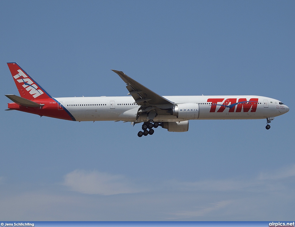 PT-MUD, Boeing 777-300ER, TAM Linhas Aereas