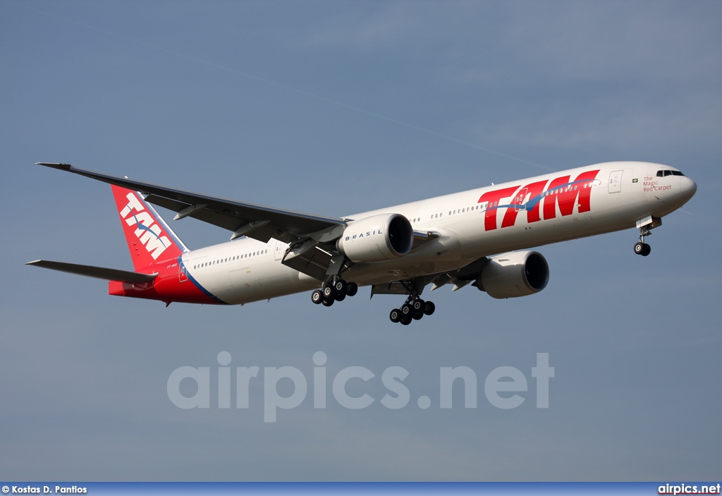 PT-MUD, Boeing 777-300ER, TAM Linhas Aereas