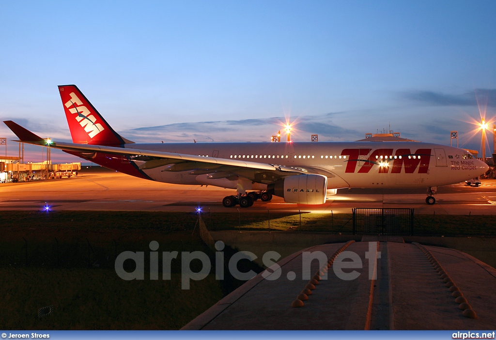 PT-MVD, Airbus A330-200, TAM Linhas Aereas