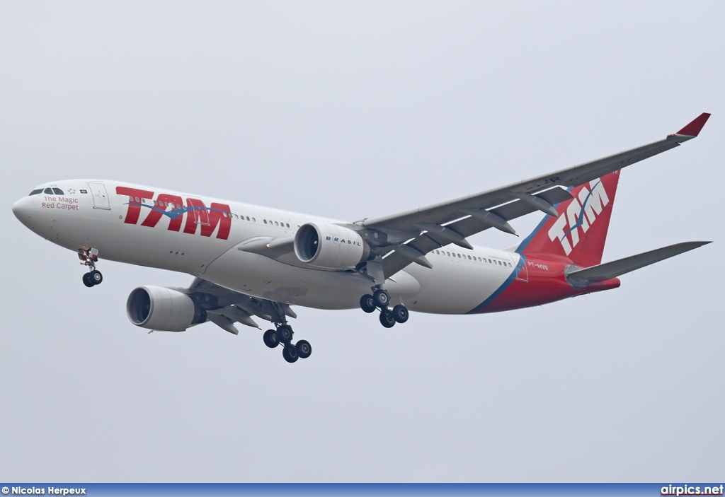 PT-MVR, Airbus A330-200, TAM Linhas Aereas