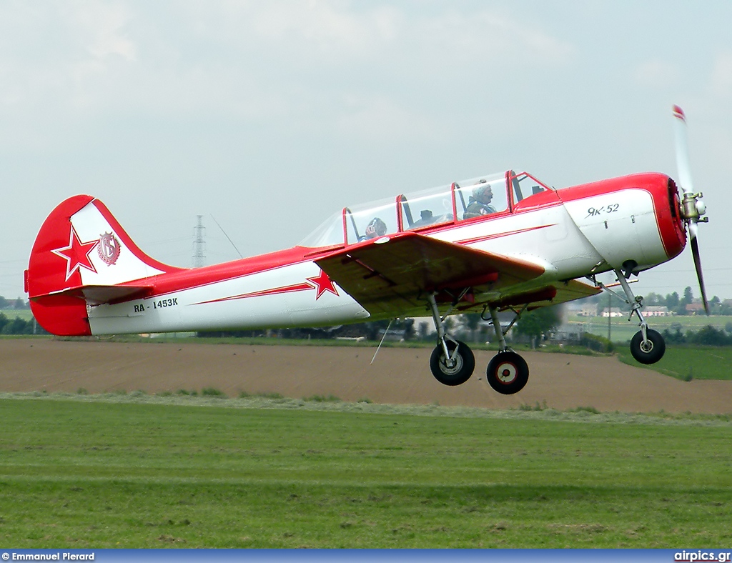 RA-1453K, Yakovlev Yak-52, Private