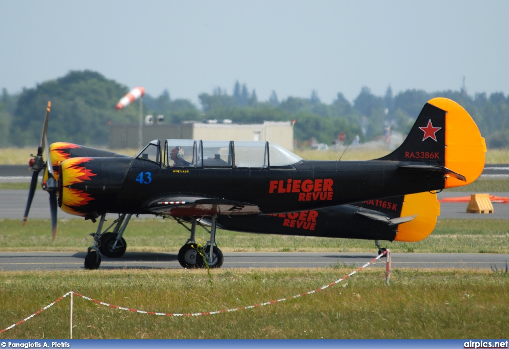 RA-3386K, Yakovlev Yak-52, Private