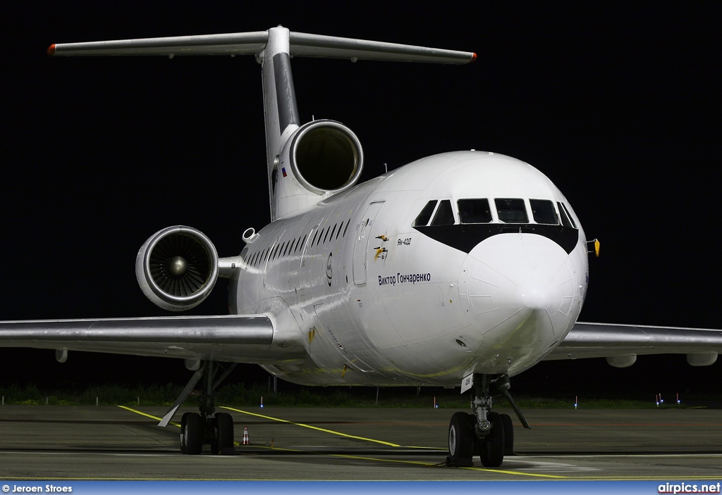 RA-42368, Yakovlev Yak-42-D, RusAir