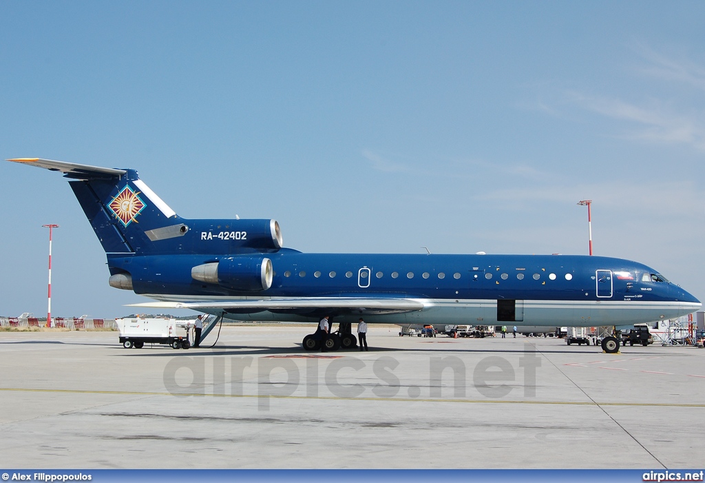 RA-42402, Yakovlev Yak-42-D, Private