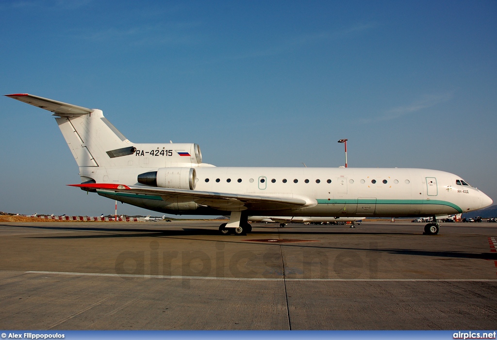 RA-42415, Yakovlev Yak-42-D, Private