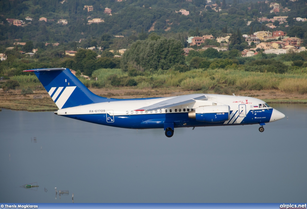 RA-61709, Antonov An-148-100, Polet Airlines