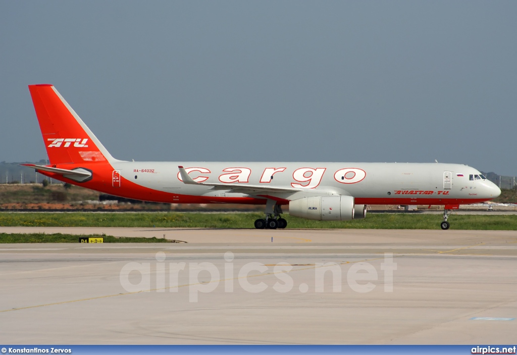 RA-64032, Tupolev Tu-204-100, Aviastar-Tu Cargo