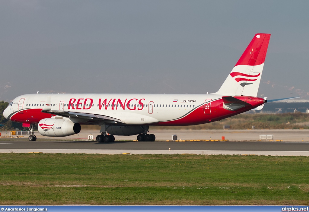 RA-64046, Tupolev Tu-204-100, Red Wings Airlines