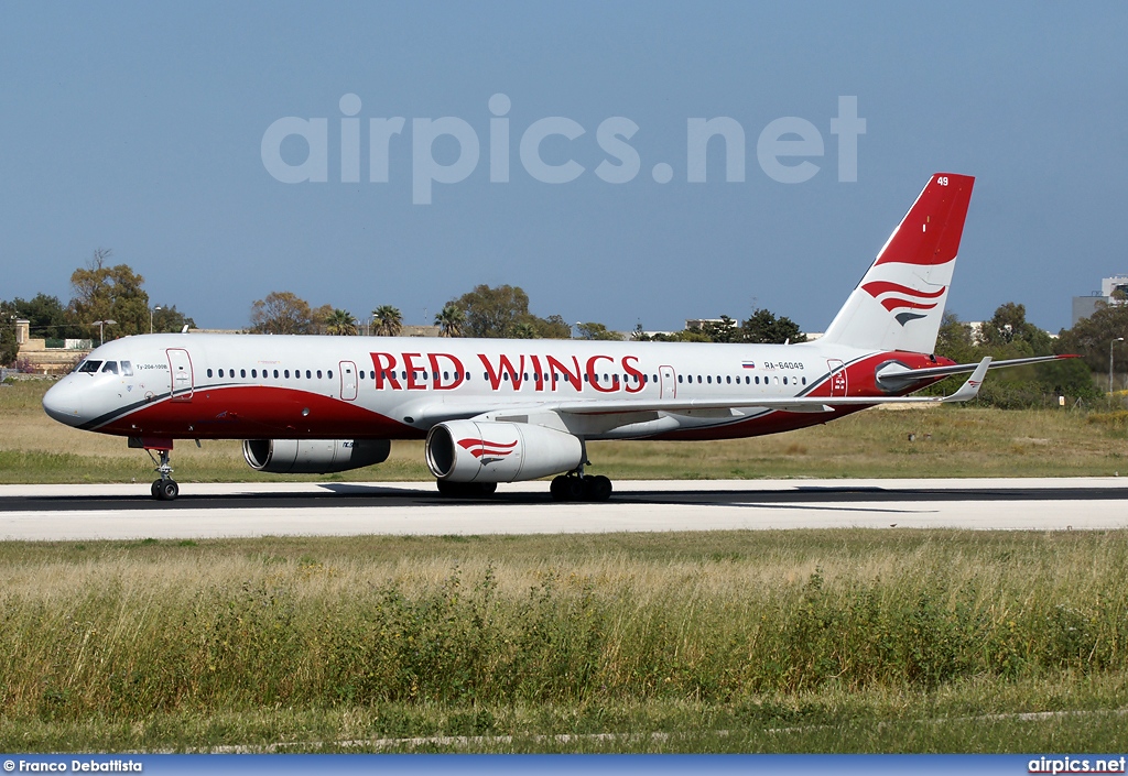 RA-64049, Tupolev Tu-204-100, Red Wings Airlines