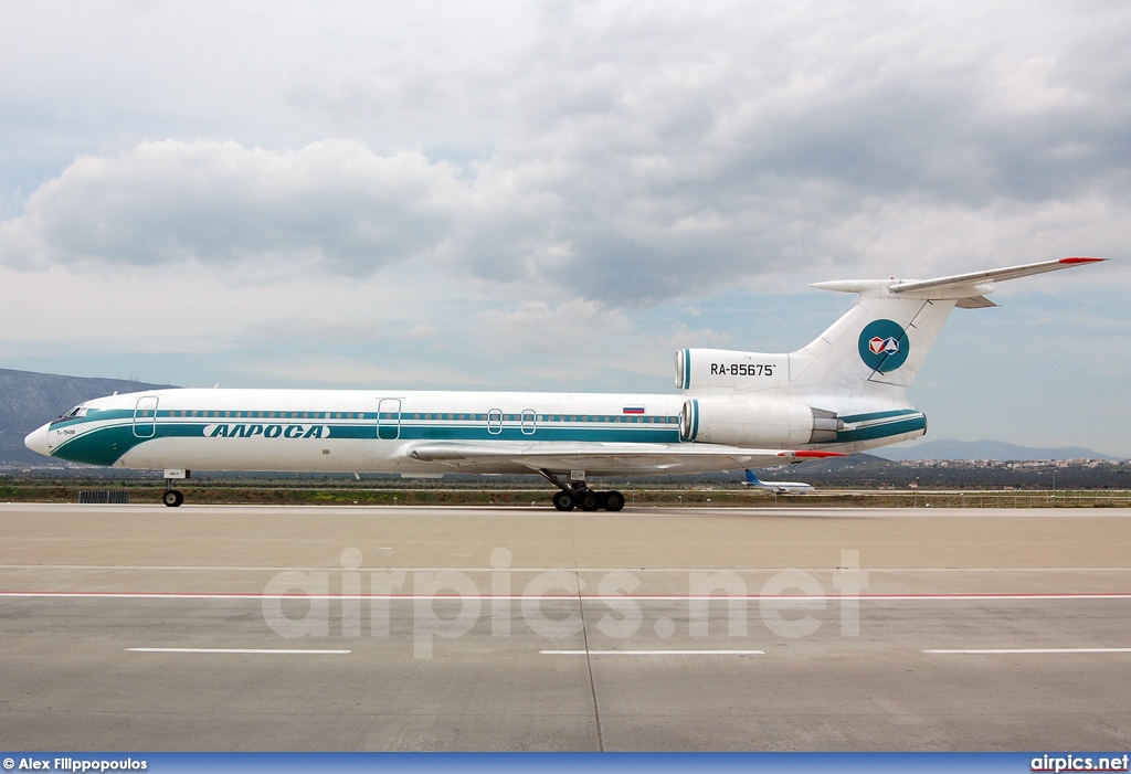 RA-85675, Tupolev Tu-154M, Alrosa Avia