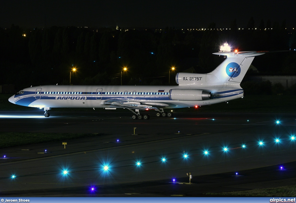 RA-85757, Tupolev Tu-154M, Alrosa Avia