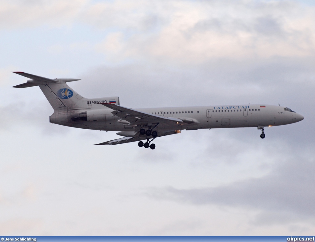 RA-85799, Tupolev Tu-154M, Tatarstan Airlines