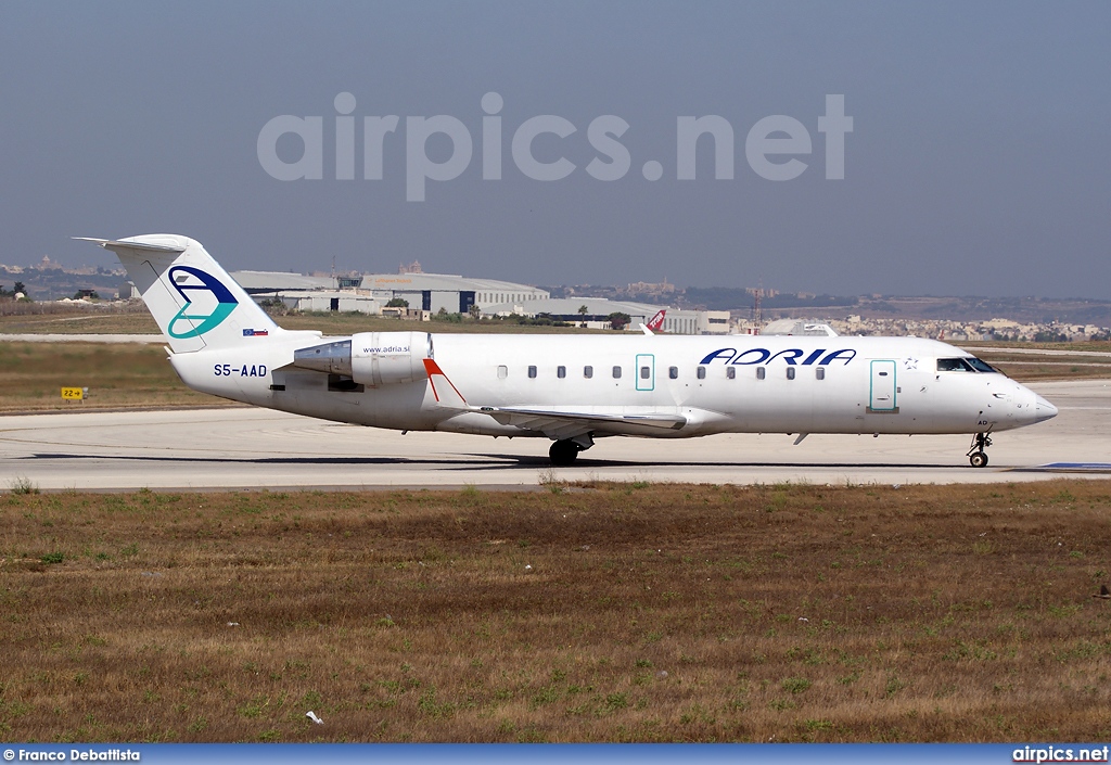 S5-AAD, Bombardier CRJ-200LR, Adria Airways