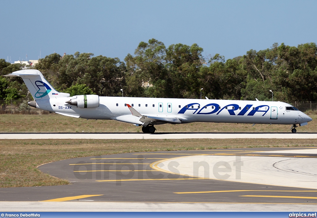 S5-AAK, Bombardier CRJ-900LR, Adria Airways