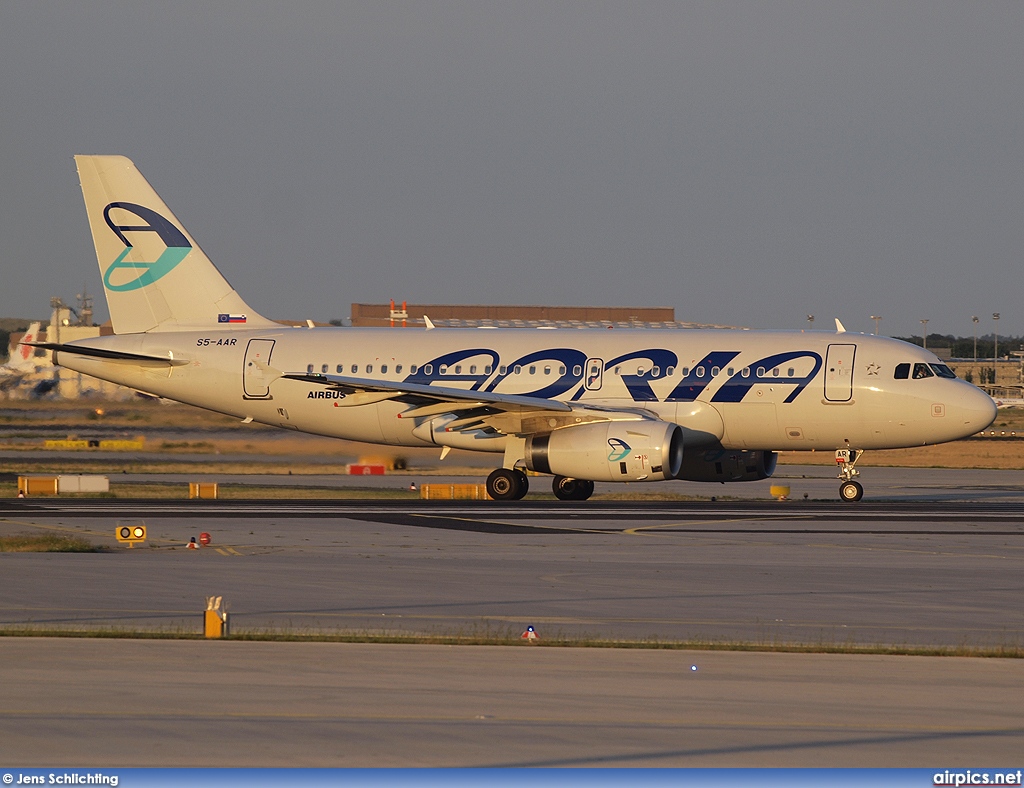 S5-AAR, Airbus A319-100, Adria Airways