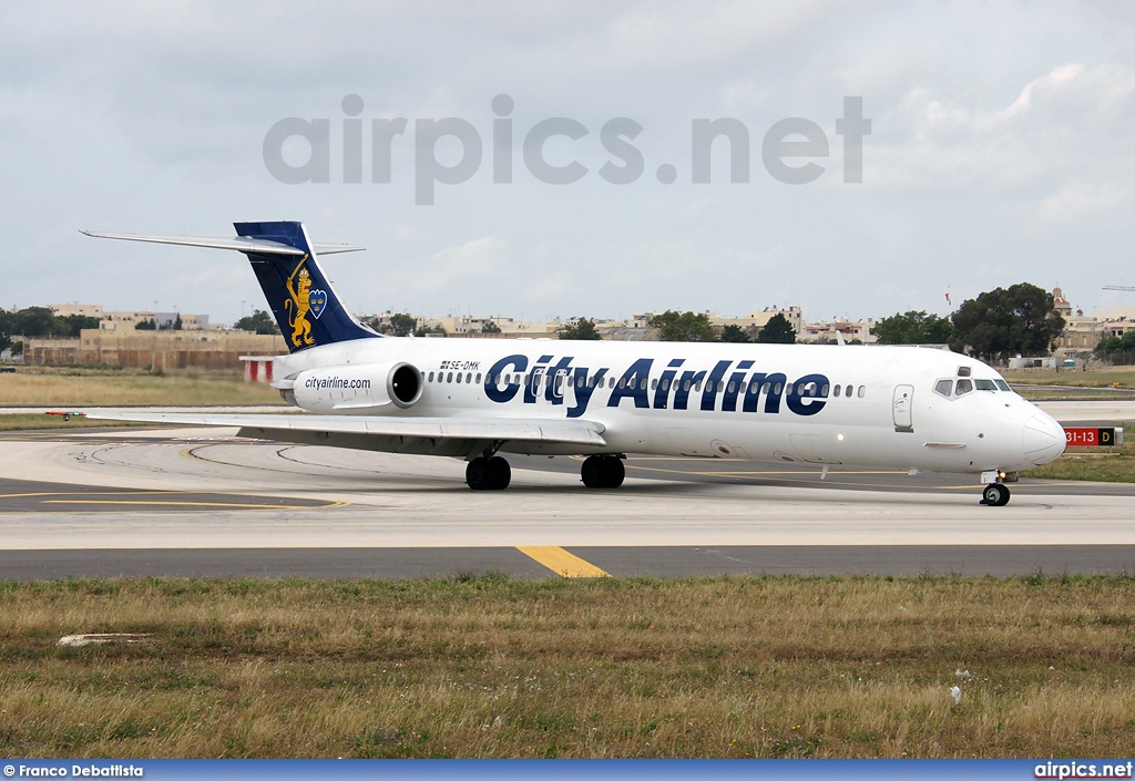 SE-DMK, McDonnell Douglas MD-87, City Airline