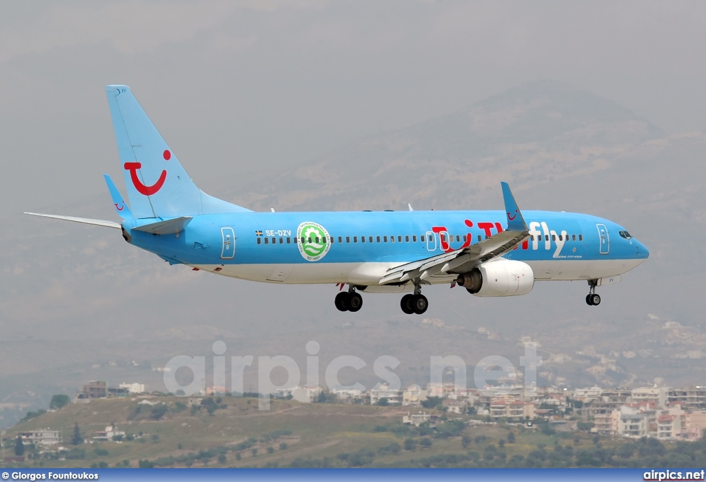 SE-DZV, Boeing 737-800, TUIfly Nordic