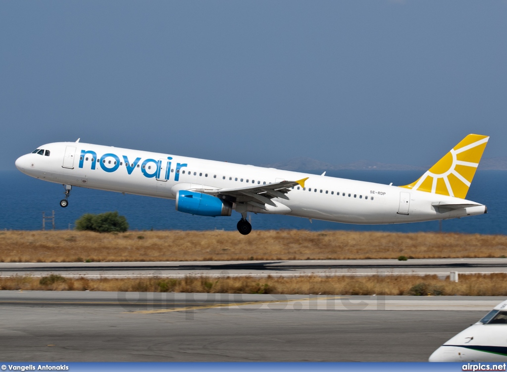 SE-RDP, Airbus A321-200, Novair