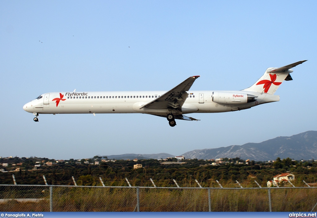 SE-RFC, McDonnell Douglas MD-82, Nordic Airlink