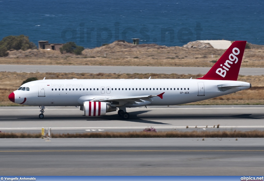 SP-AEK, Airbus A320-200, Bingo Airways