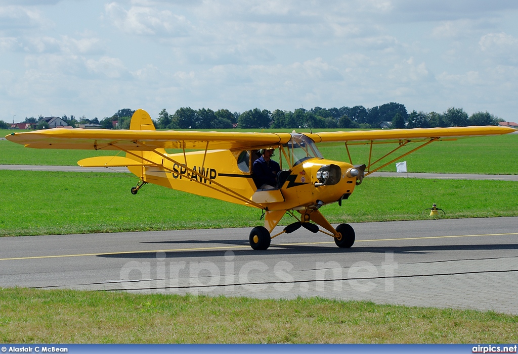 SP-AWP, Piper L-4B Cub, Private